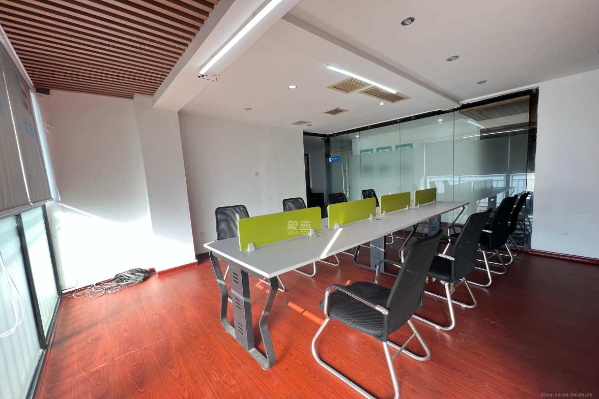 建安新商汇  4室0厅0卫   7500.00元/月室内图
