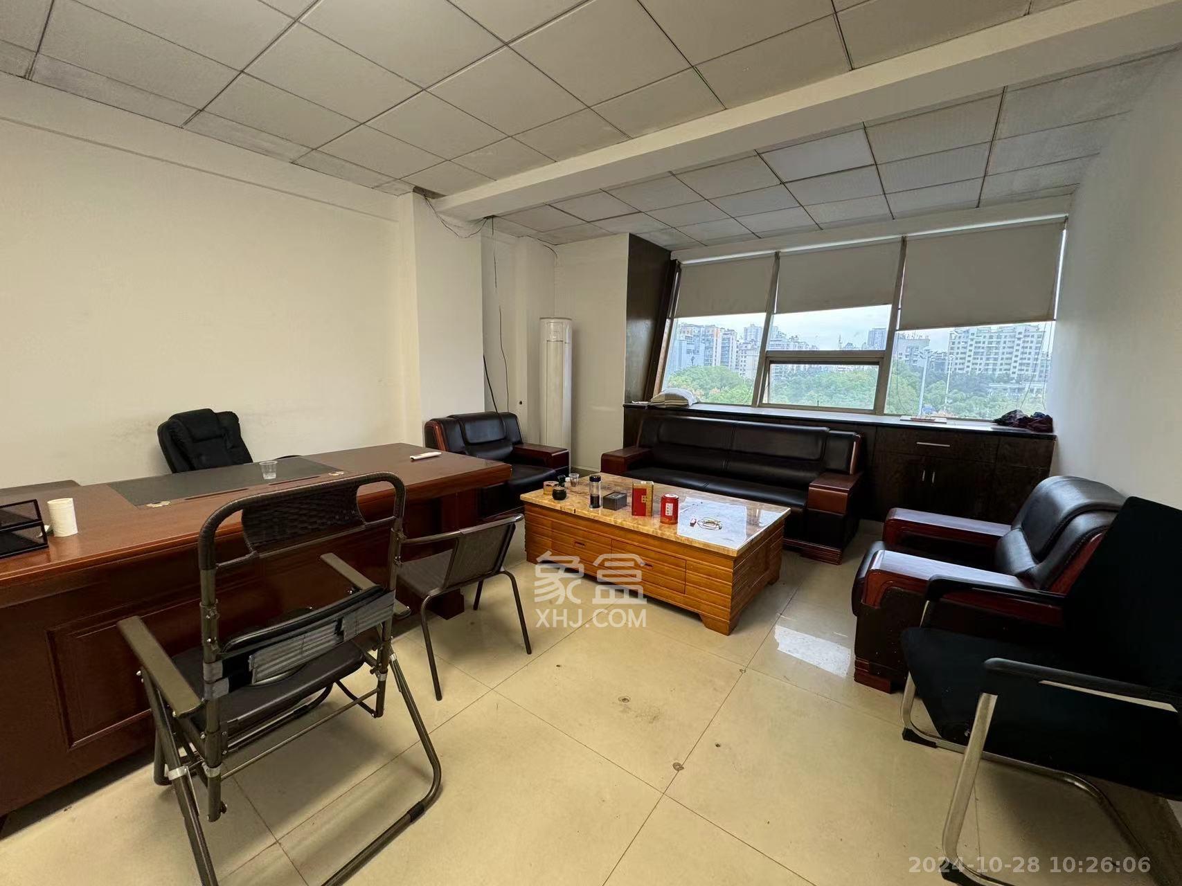 湖南国际商务中心   120.0㎡      5000.0元/月室内图