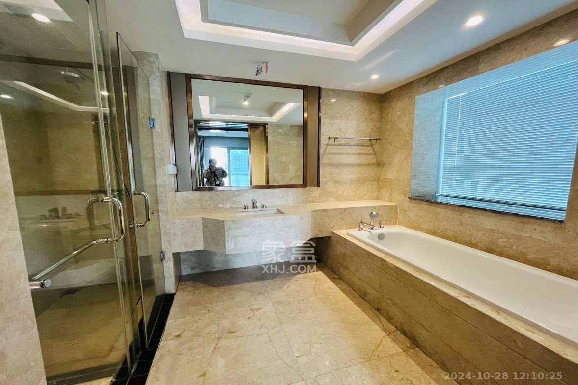 北辰定江洋 4室2厅4卫 14000.0元/月 北辰定江洋 4室2厅4卫 14000.0元/月室内图