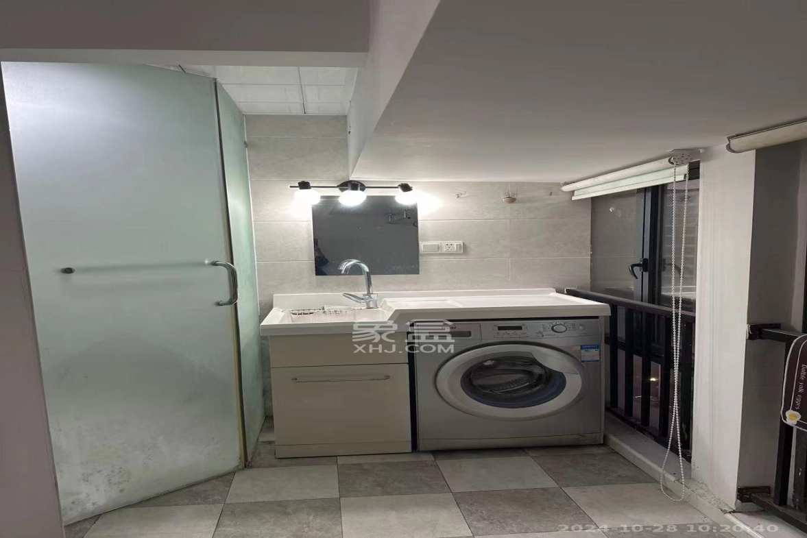 中建芙蓉嘉苑  1室1厅1卫   1350.00元/月室内图