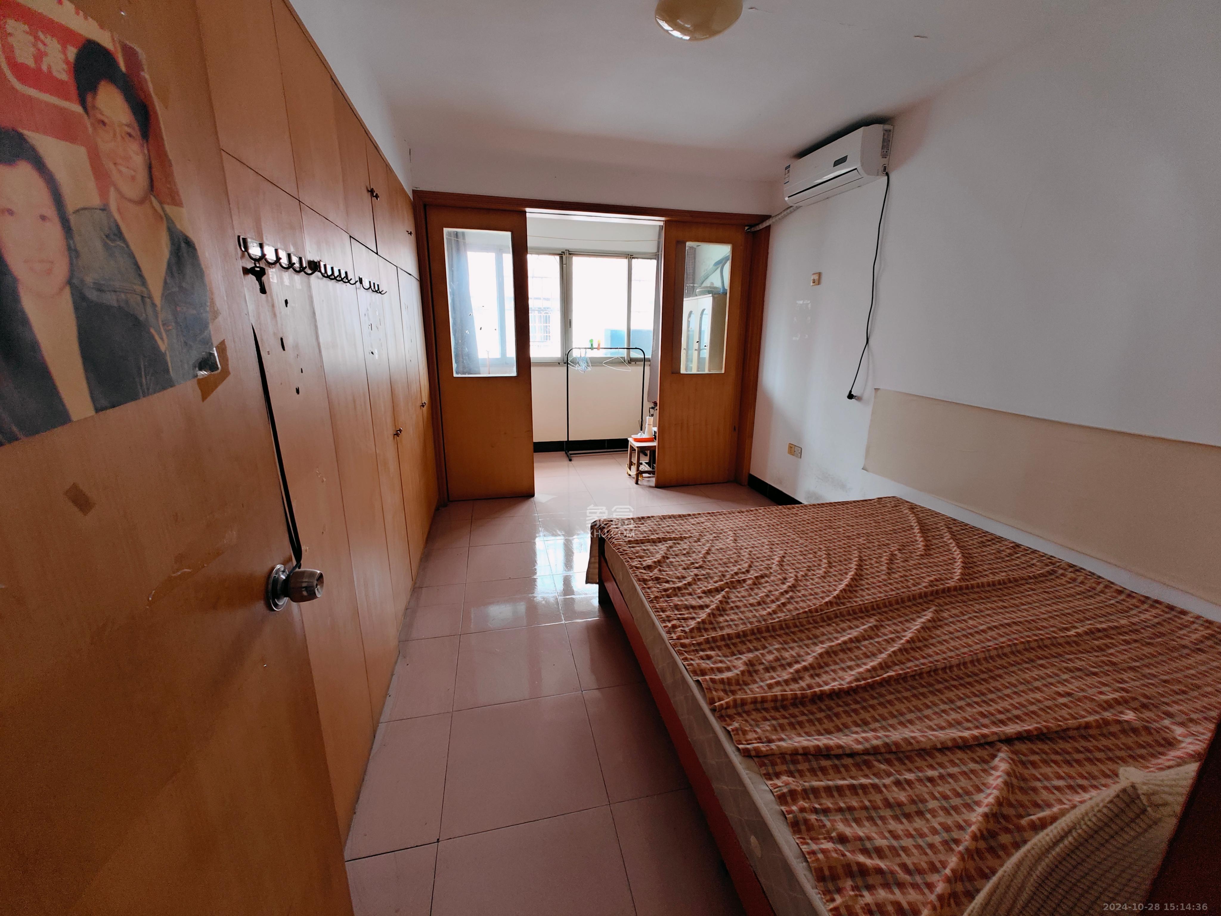 三湘小区  2室2厅1卫    1500.0元/月