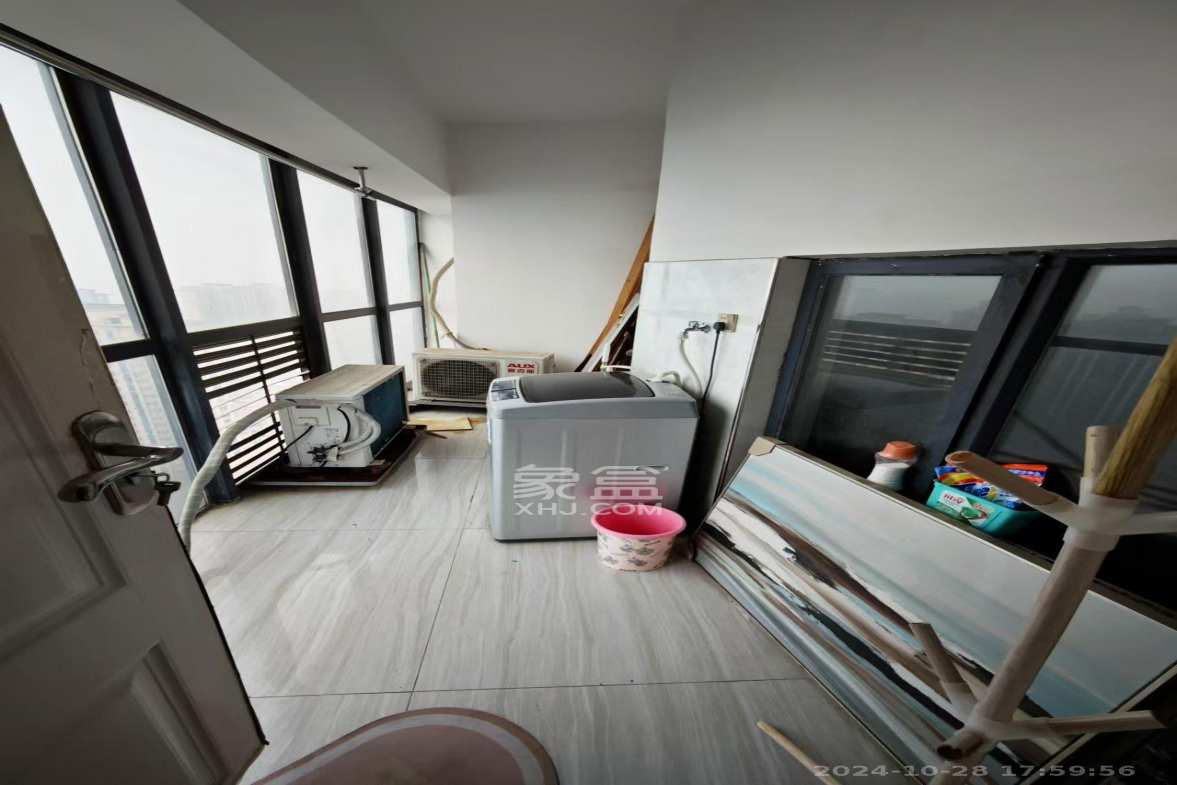 达美美立方  1室1厅1卫    1700.0元/月室内图