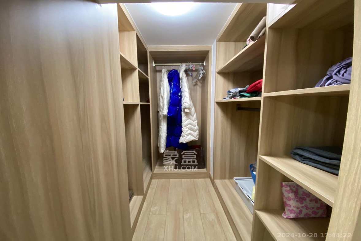 远洋外滩壹号  1室1厅1卫    3500.0元/月 远洋外滩壹号  1室1厅1卫    3500.0元/月室内图