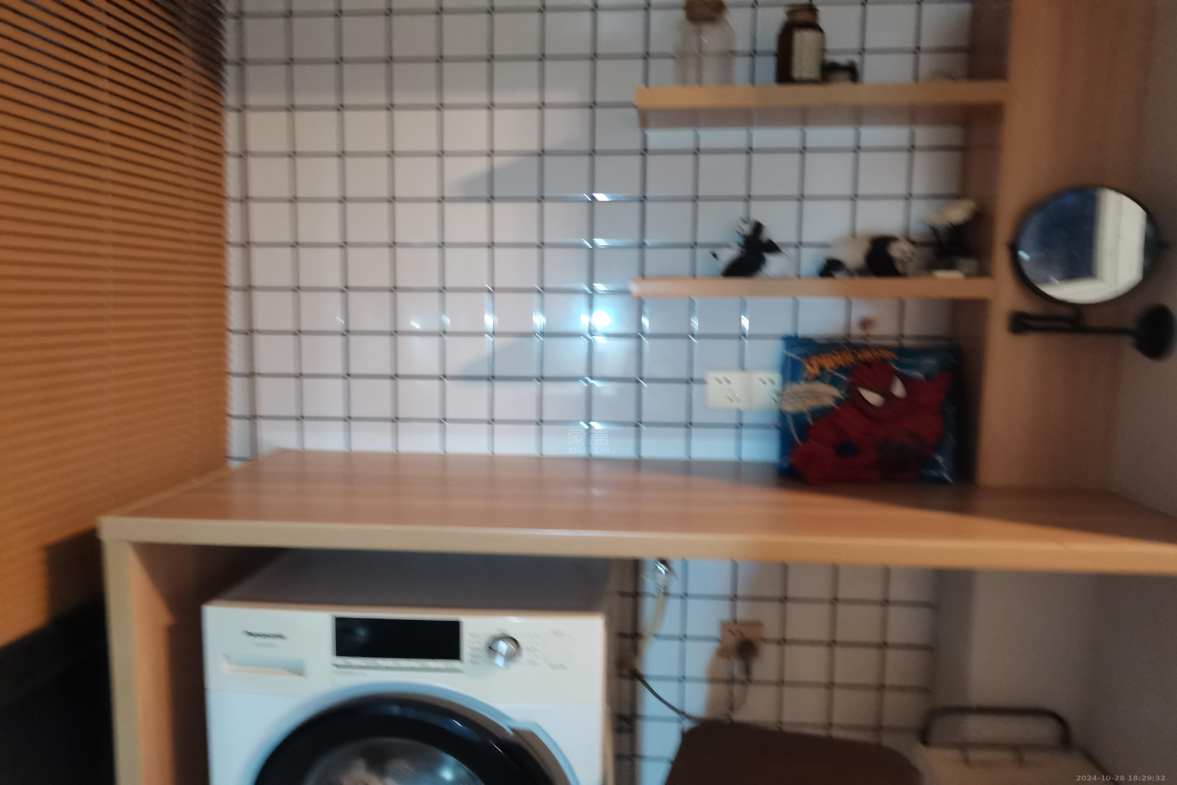 庐山一号  1室1厅1卫   1400.00元/月室内图