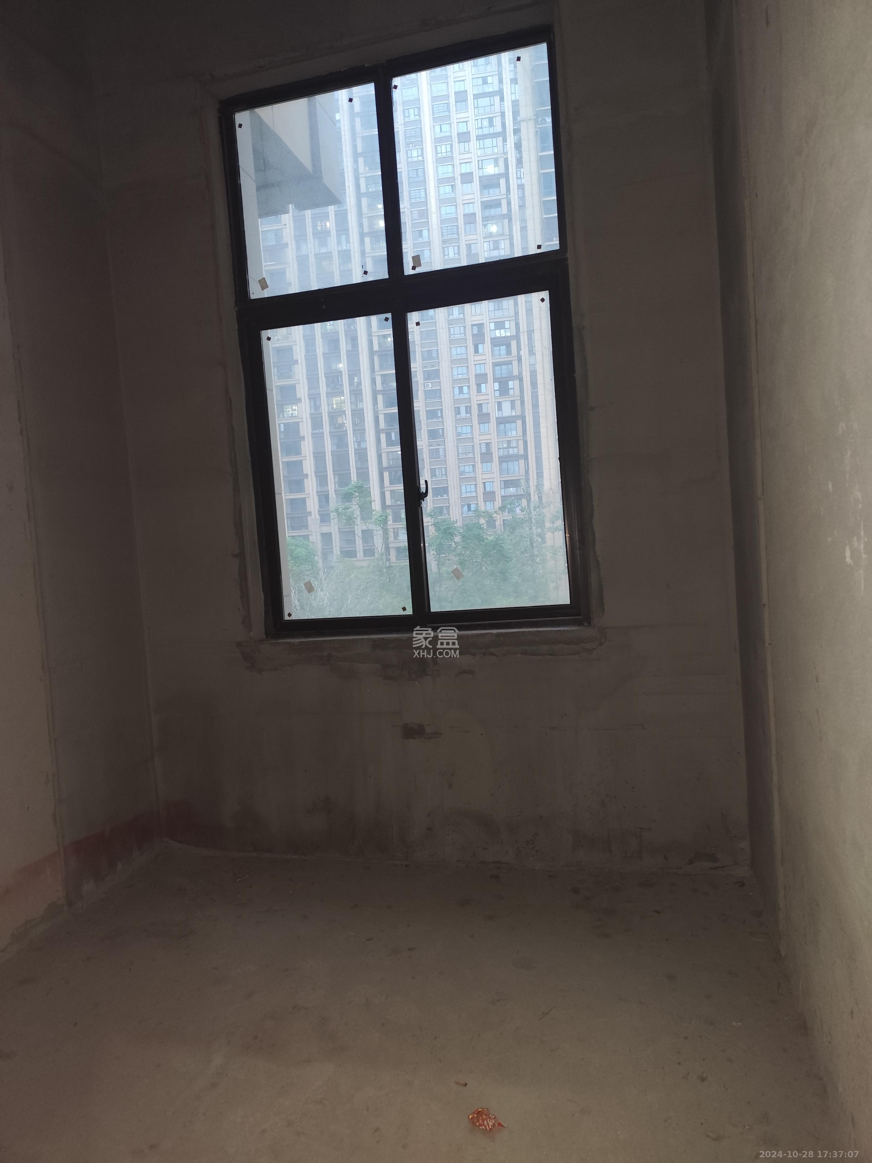 东方美地   13.6㎡     408.00元/月室内图