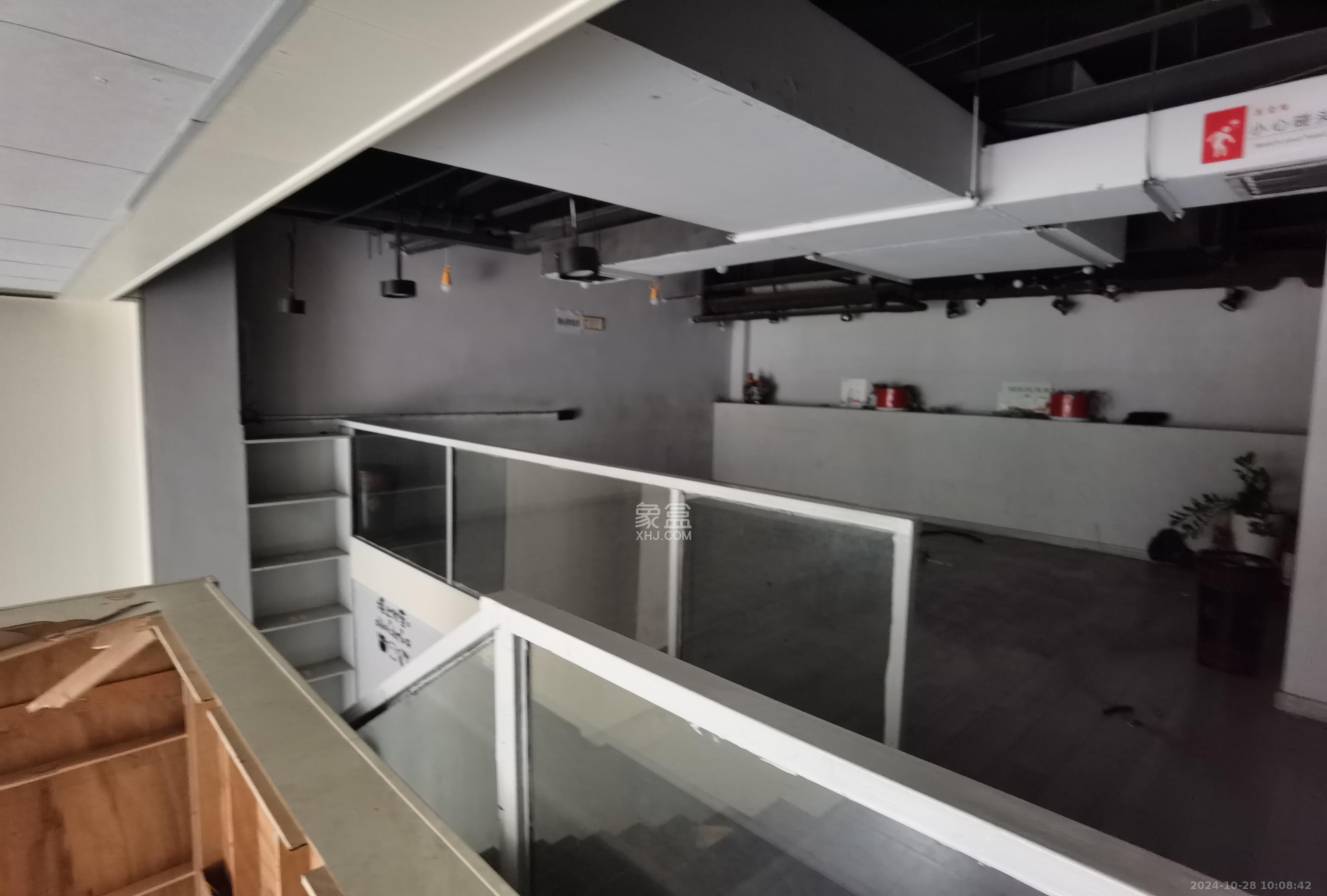 铭诚摩根   130.0㎡      12000.0元/月室内图