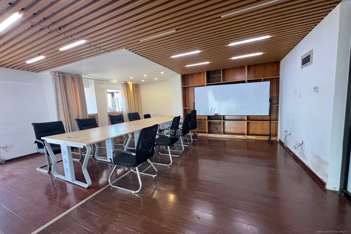 建安新商汇  4室0厅0卫   7500.00元/月室内图1