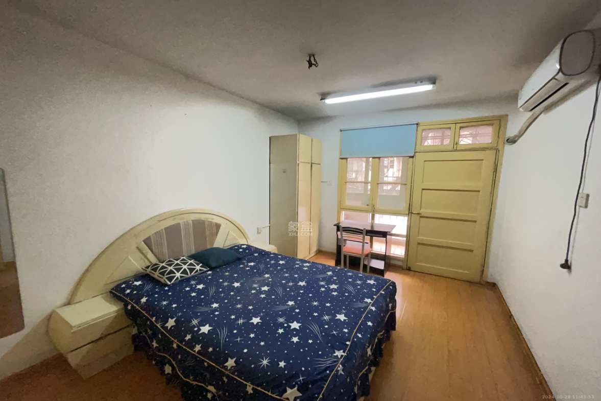 桔园小区1-8片  2室1厅1卫   1400.00元/月室内图
