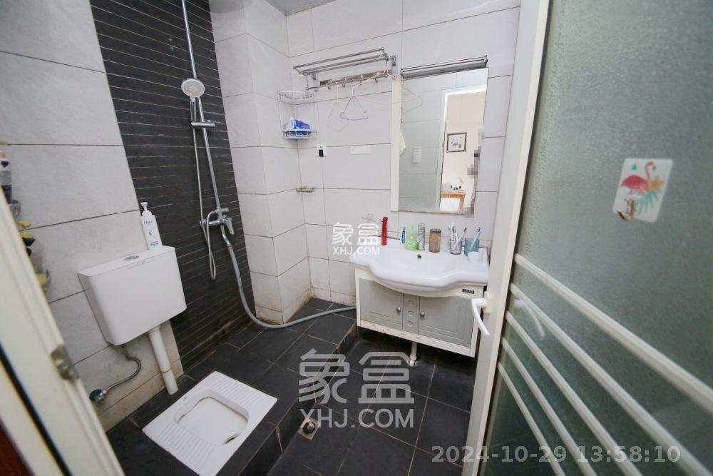 湘域中央  2室2厅1卫   2600.00元/月室内图
