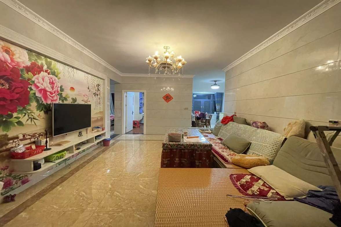 百弘学府城 3室2厅2卫 1800.0元/月 百弘学府城 3室2厅2卫 1800.0元/月室内图