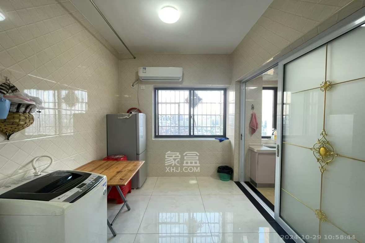 和隆花半里  1室0厅0卫    1700.0元/月室内图