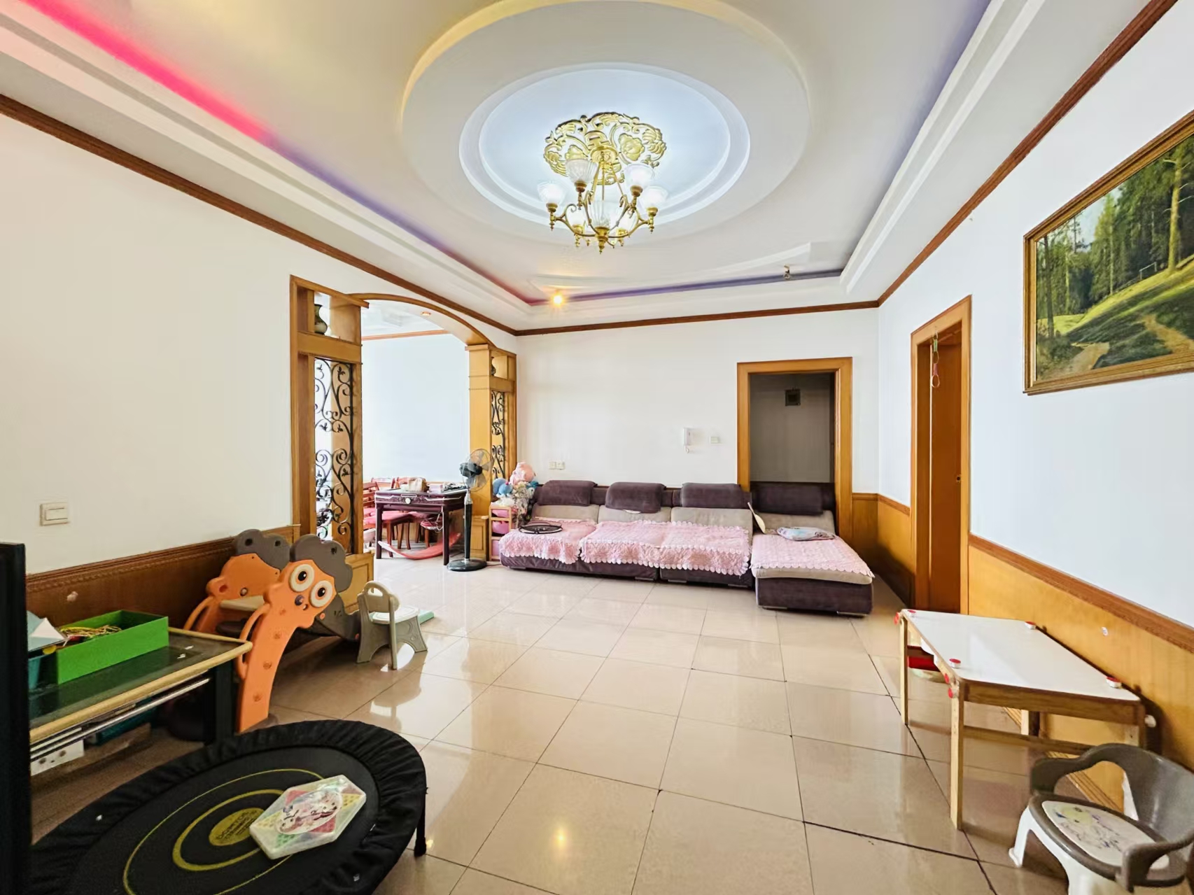 赫山区国税局家属楼  3室2厅2卫    43.8万