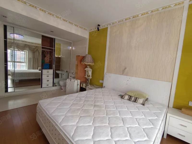 东方豪苑  1室0厅0卫    50.0万