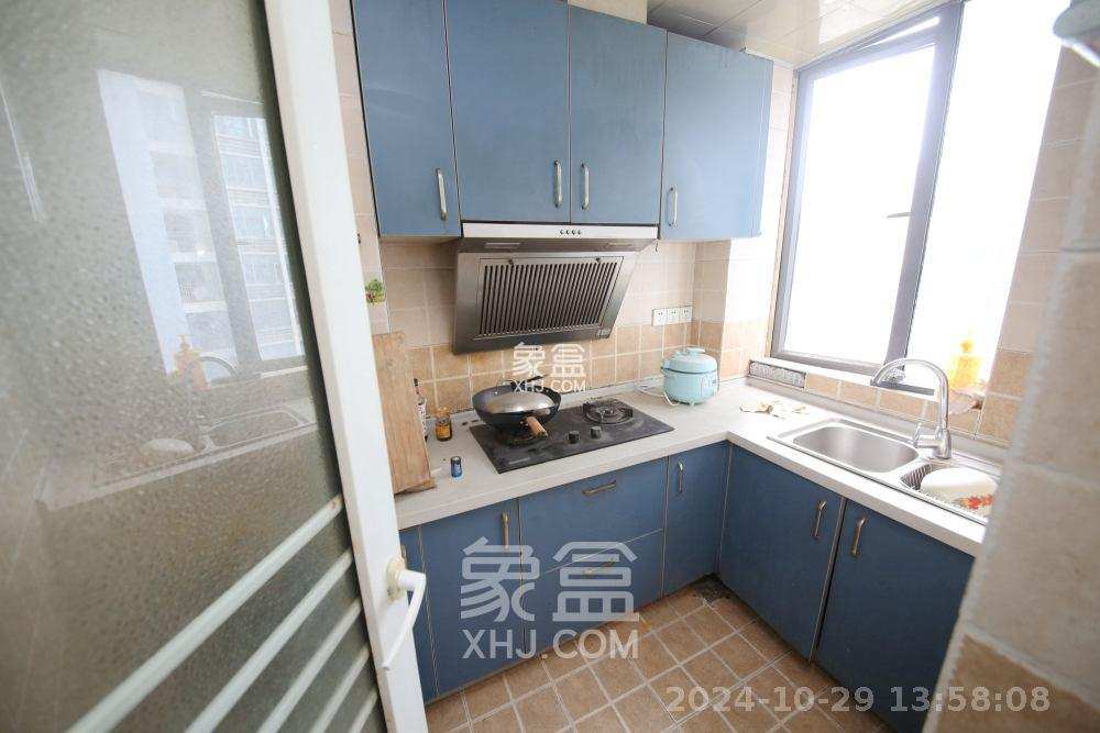 湘域中央  2室2厅1卫   2600.00元/月室内图