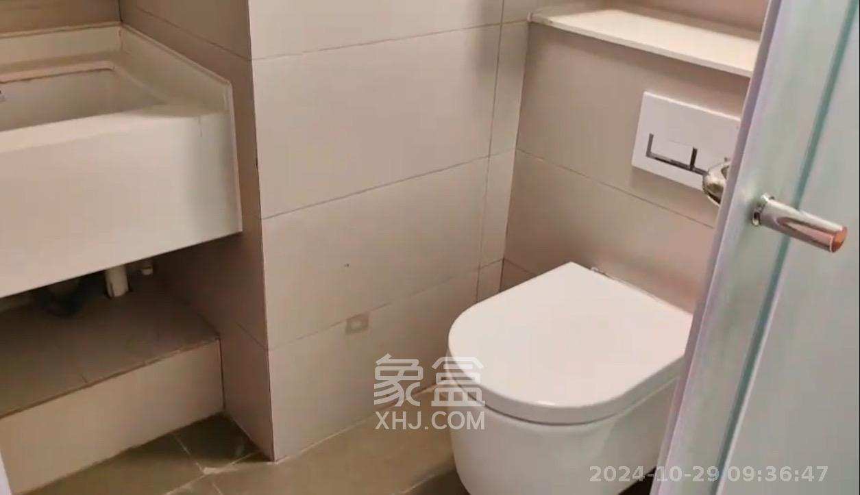 时代年华  1室0厅0卫    1800.0元/月室内图