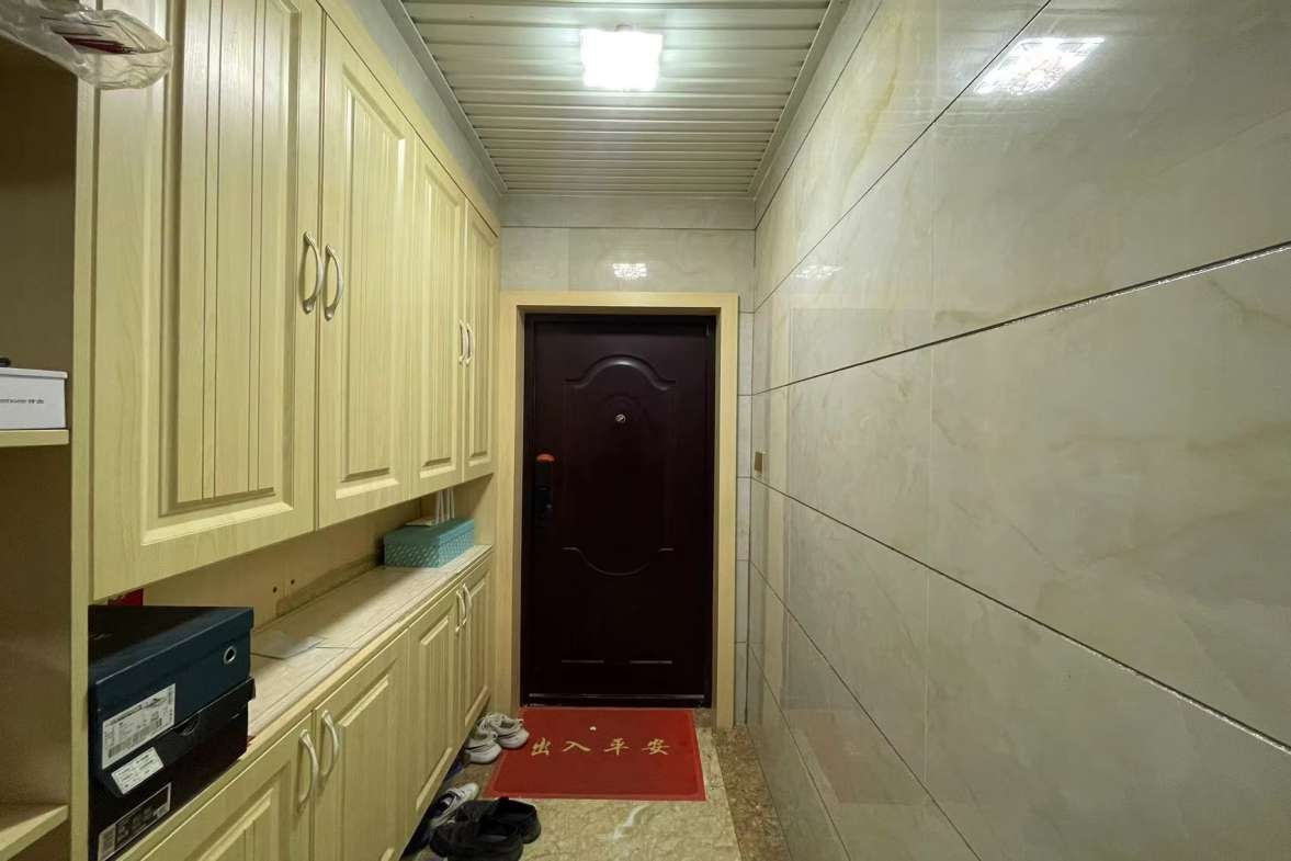 百弘学府城 3室2厅2卫 1800.0元/月 百弘学府城 3室2厅2卫 1800.0元/月室内图