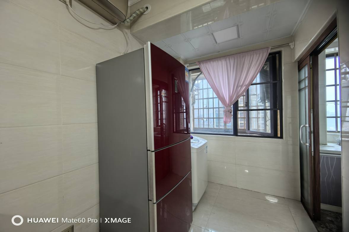 盛世时代广场  1室1厅1卫    1000.0元/月室内图