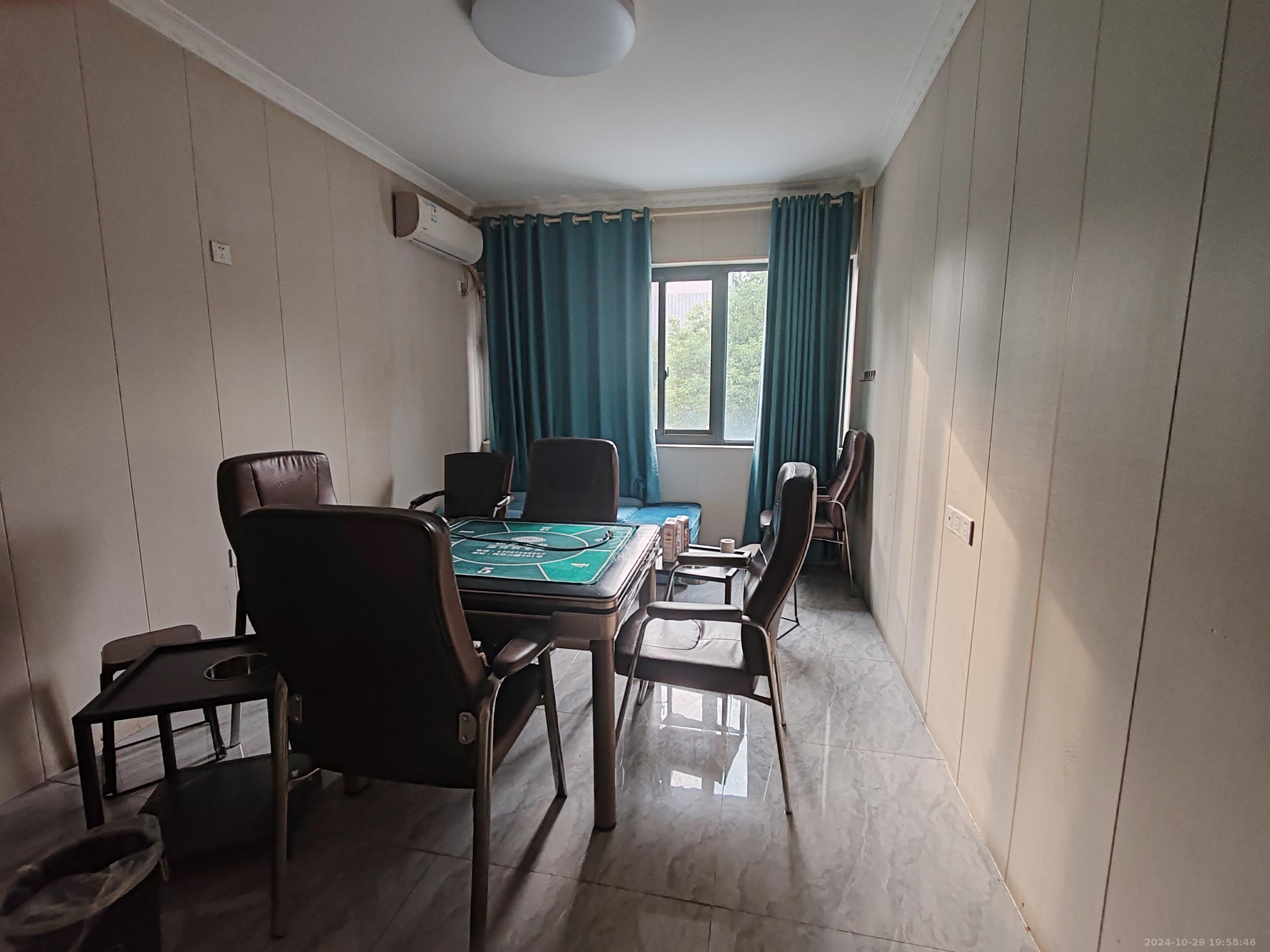 金麓西岸和苑   198.33㎡      6000.0元/月室内图