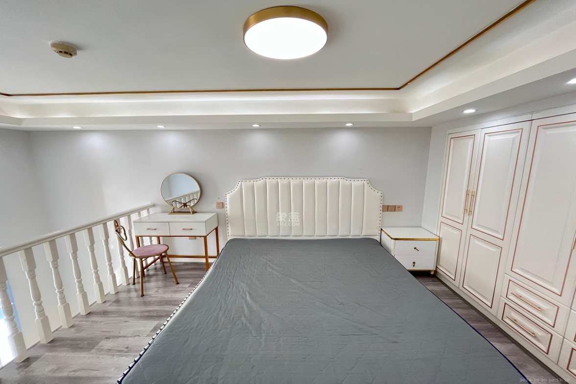 东盈商业广场(华泉城市广场)  1室1厅1卫    2500.0元/月 东盈商业广场(华泉城市广场)  1室1厅1卫    2500.0元/月室内图