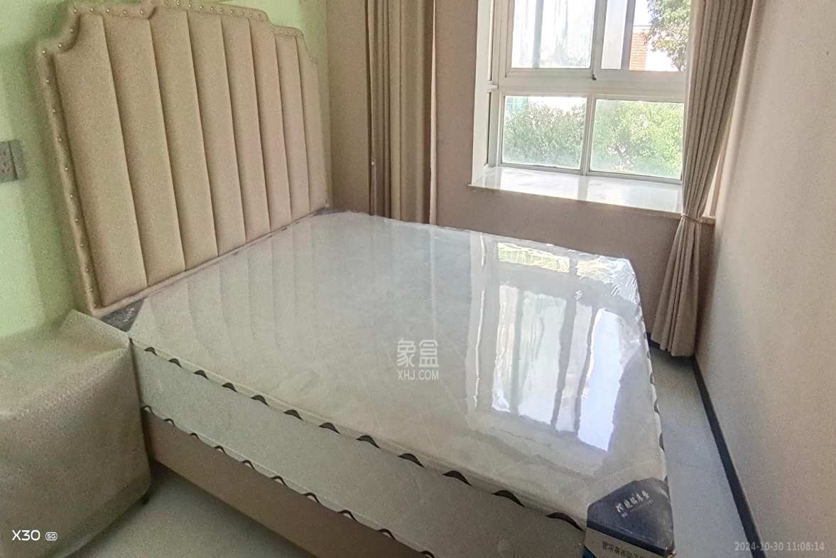 西城公寓  2室1厅1卫   2300.00元/月室内图