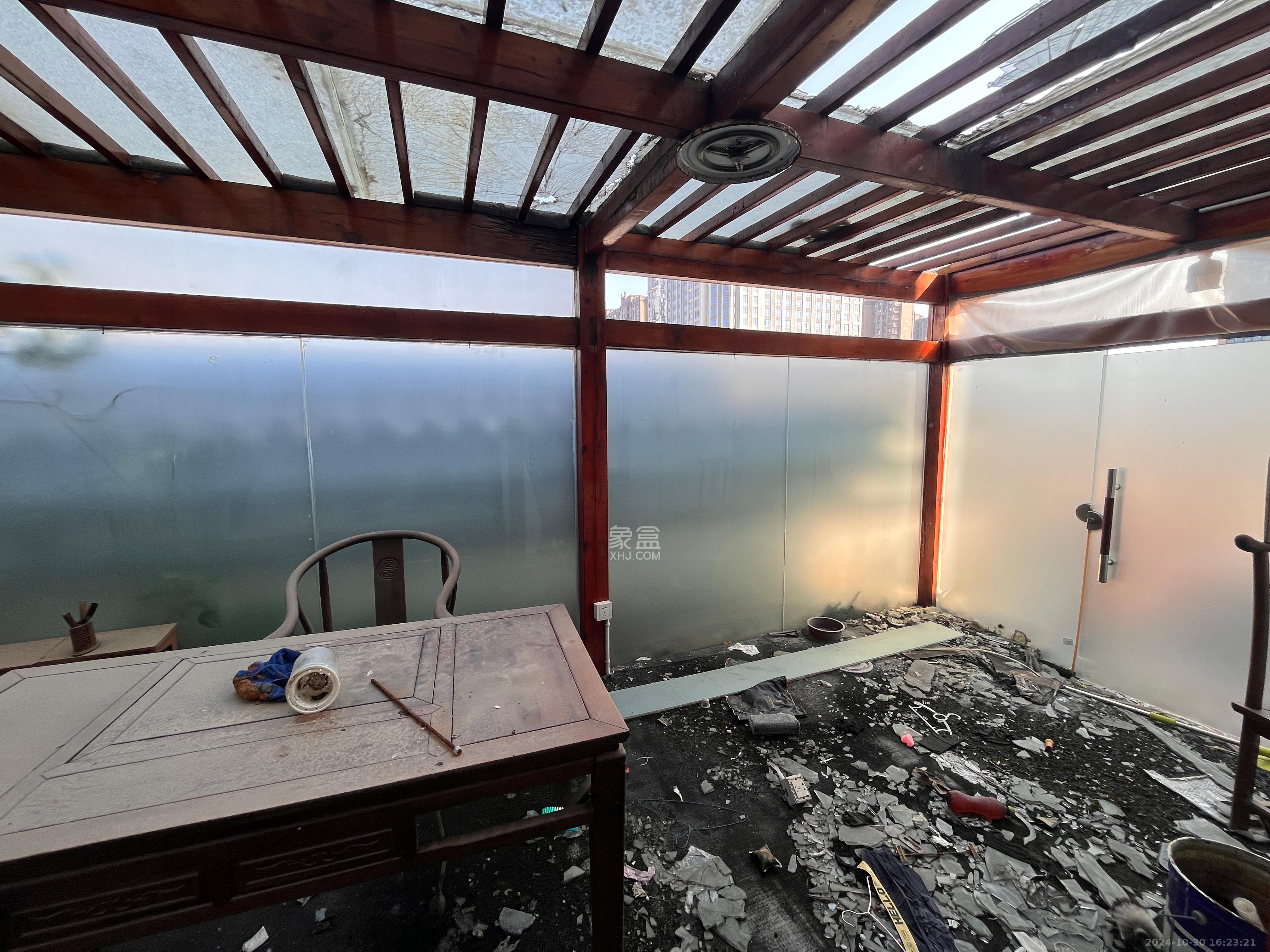 海林馨香雅苑   242.27㎡      8000.0元/月室内图