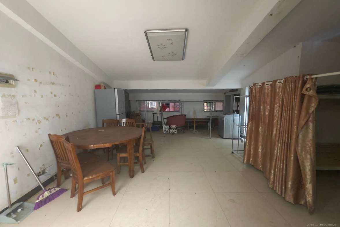 龙塘安置区（龙塘小区）  2室2厅1卫   799.00元/月室内图1