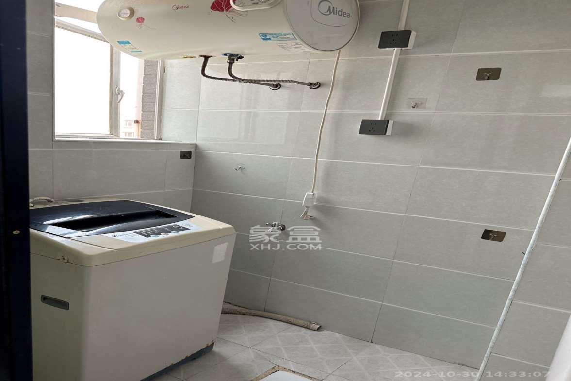 长庆小区 1室1厅1卫 1200.0元/月 长庆小区 1室1厅1卫 1200.0元/月室内图