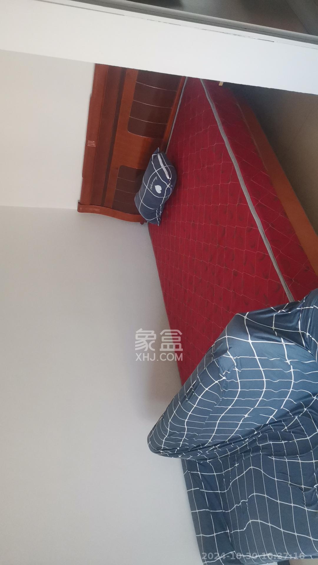 万象凯旋湾  1室1厅1卫   1100.00元/月
