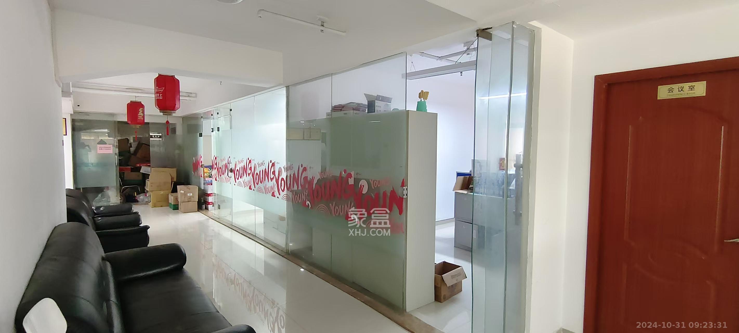 万象新天   500.0㎡      20000.0元/月