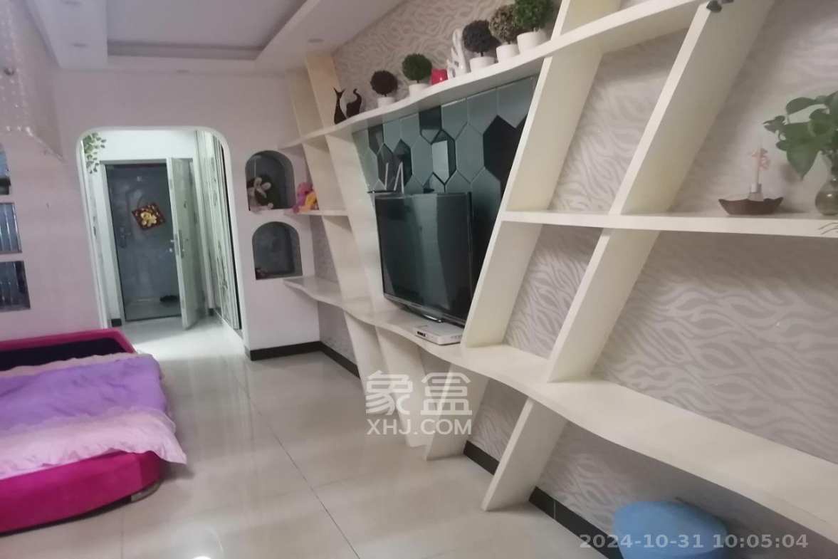 怡海星城  1室1厅1卫    1200.0元/月室内图