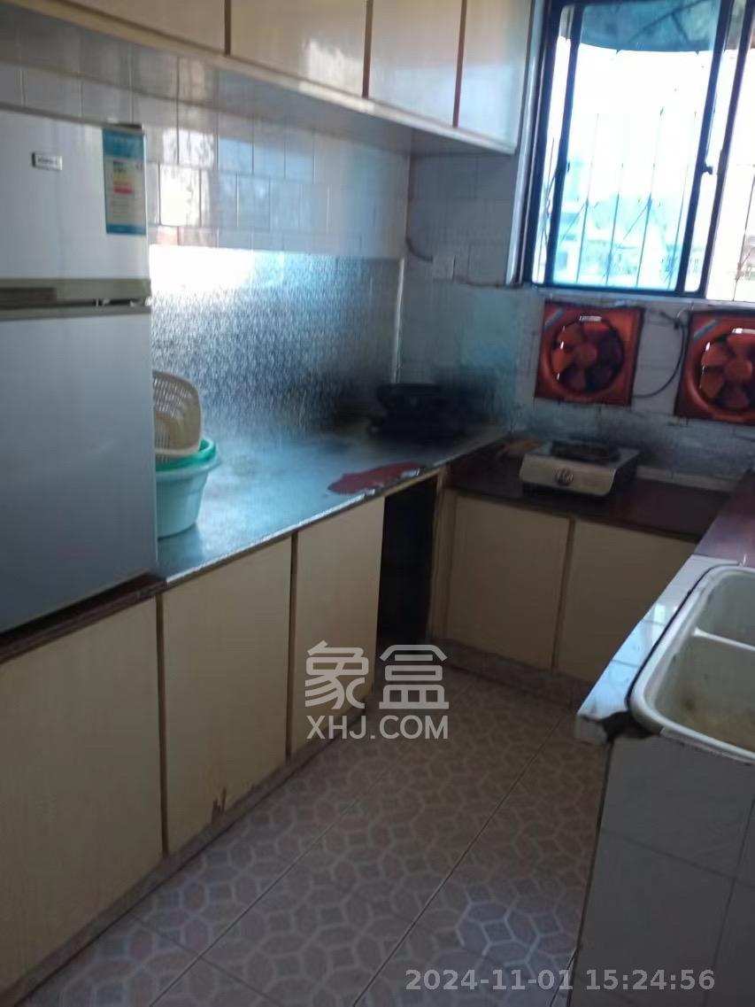 河西布市（望城坡布市）  3室2厅1卫   1800.00元/月室内图