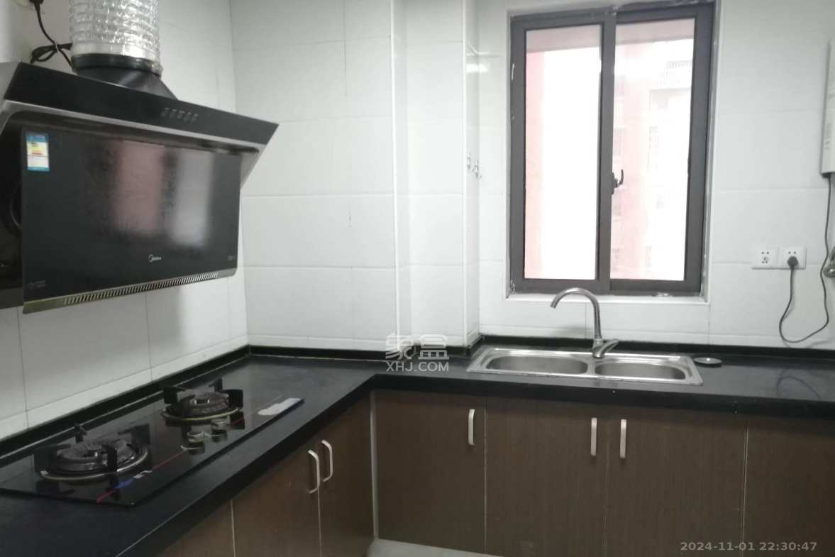 华润凤凰城二期  3室2厅1卫    2300.0元/月室内图