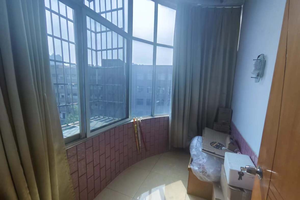 梓山苑小区  2室2厅1卫   18.80万室内图