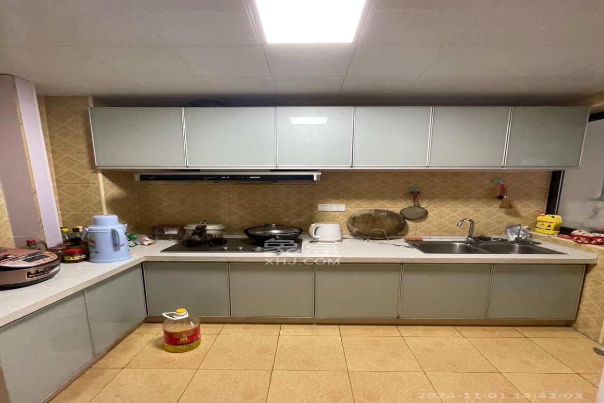 和泓梅溪四季  2室2厅2卫   2400.00元/月室内图