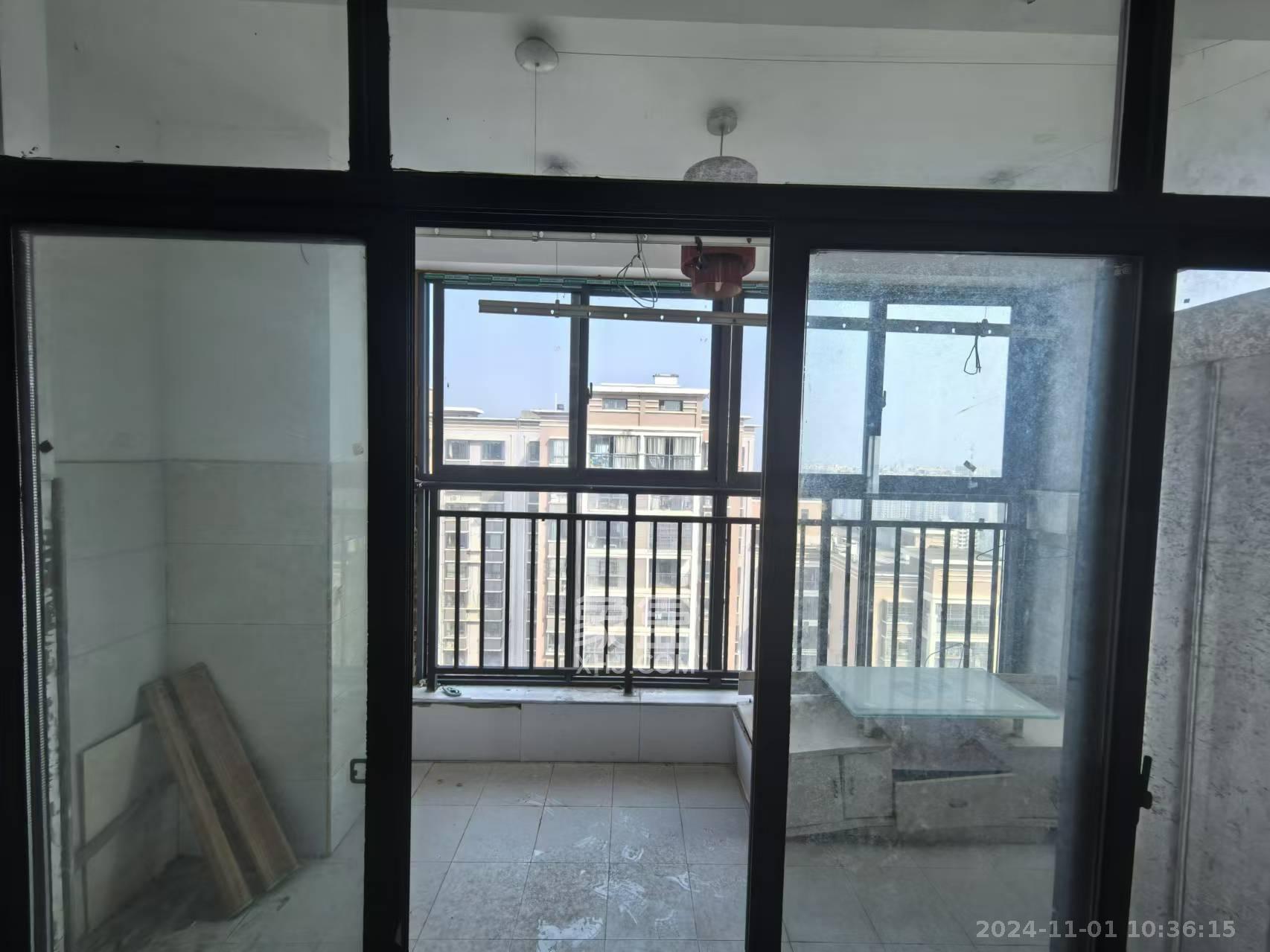 曙光领峰（曙光家园）  3室2厅2卫    2800.0元/月