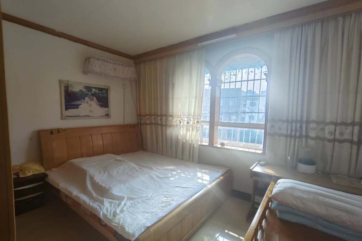 梓山苑小区  2室2厅1卫   18.80万室内图