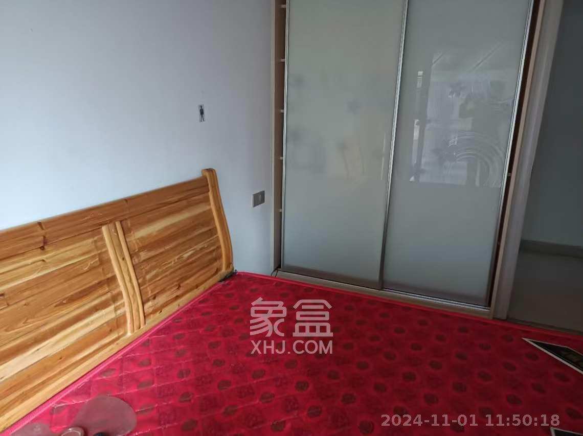 润和紫郡一期  3室2厅1卫   1800.00元/月室内图