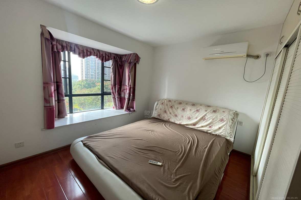 中建御山和苑  3室2厅1卫   1800.00元/月室内图