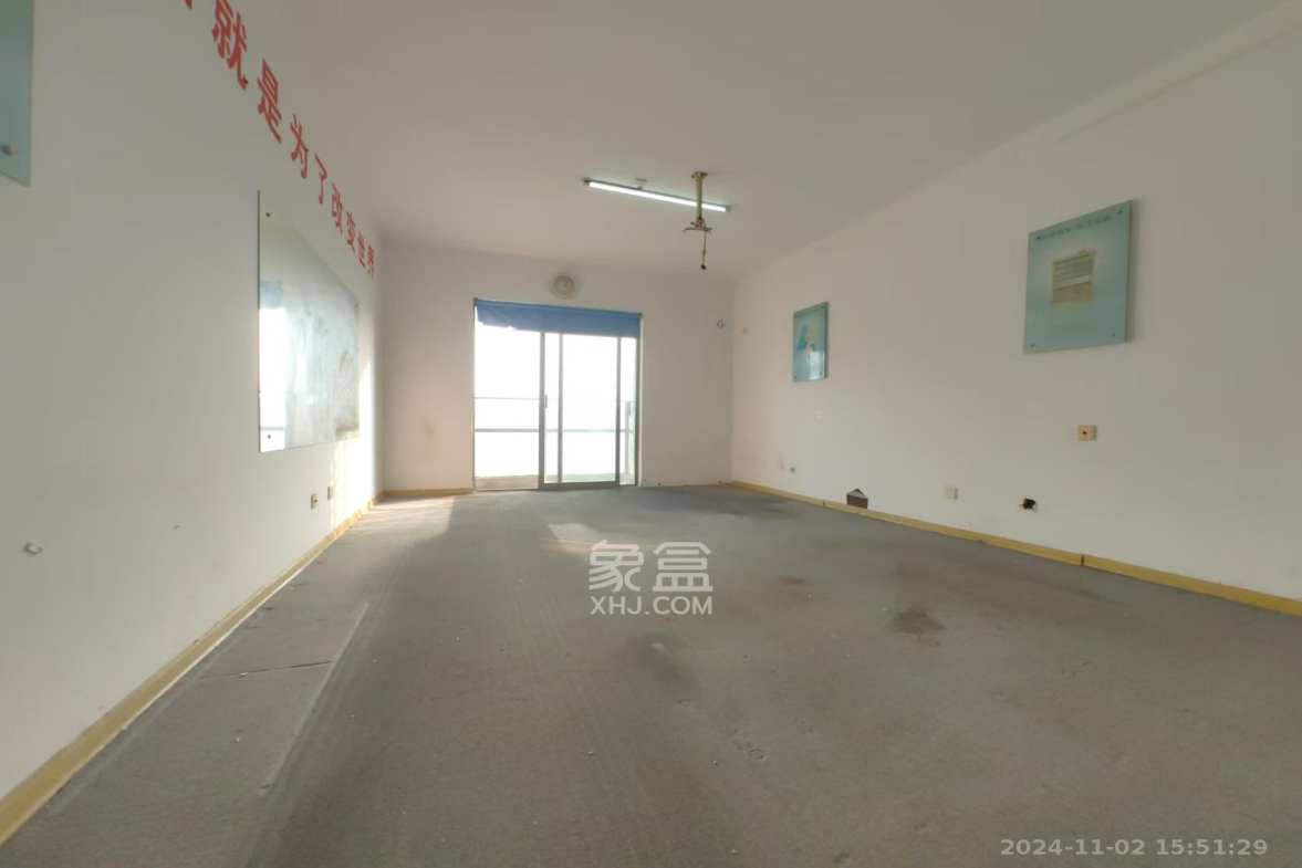 建鸿达华都（华都小户型及大华写字楼）  4室2厅2卫   5800.00元/月室内图