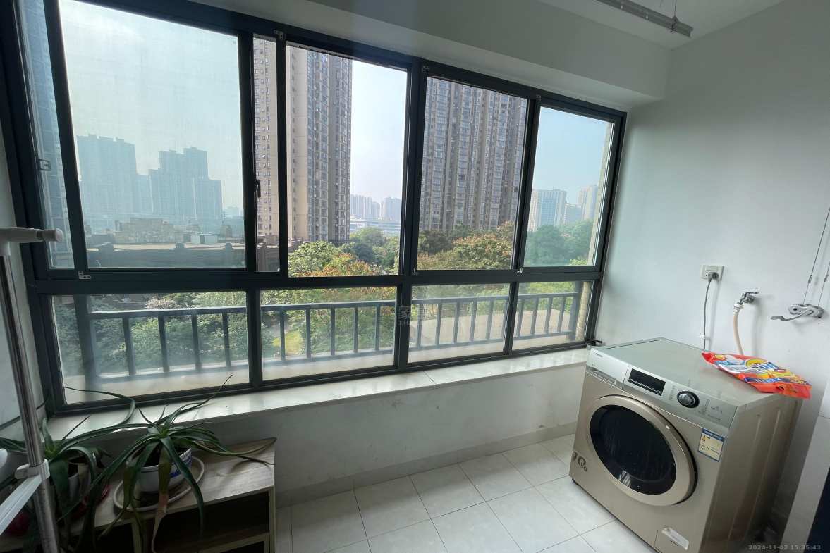 中建御山和苑  3室2厅1卫   1800.00元/月室内图