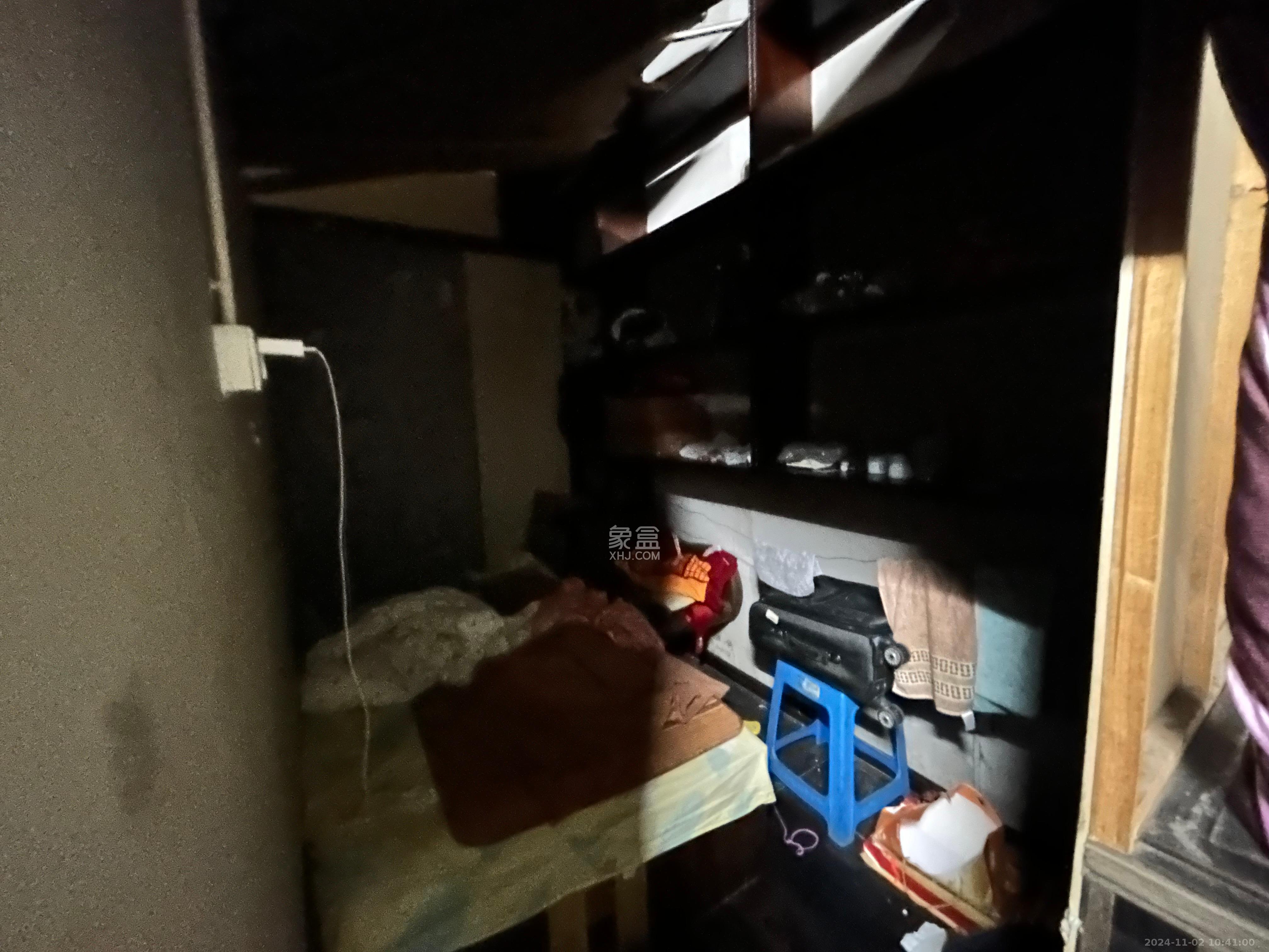 奥克斯广场   104.0㎡      14000.0元/月室内图