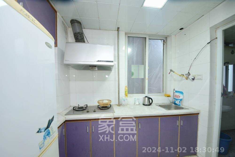 巧克力空间（建鸿达现代大厦）  2室2厅1卫   2200.00元/月室内图
