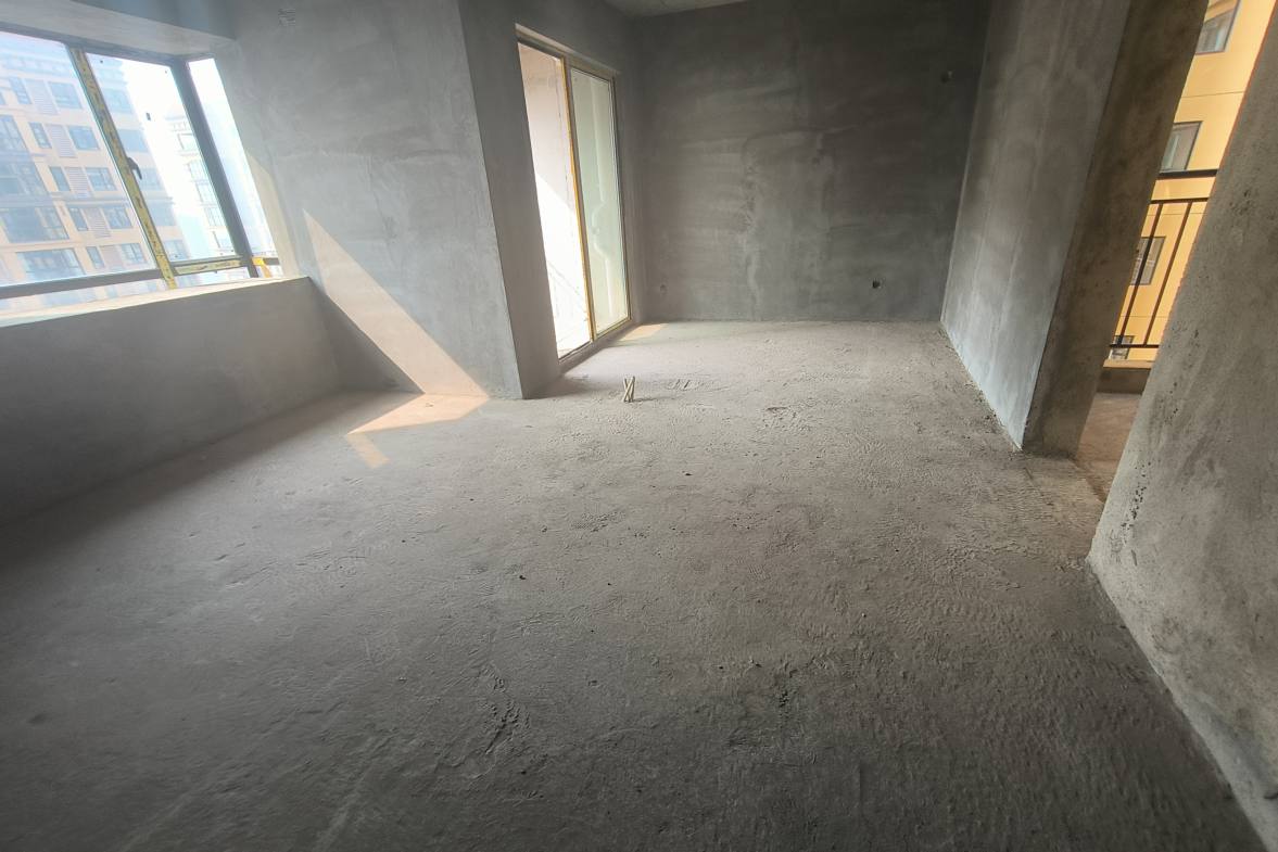 珠江帝景山庄  3室2厅1卫   37.00万室内图