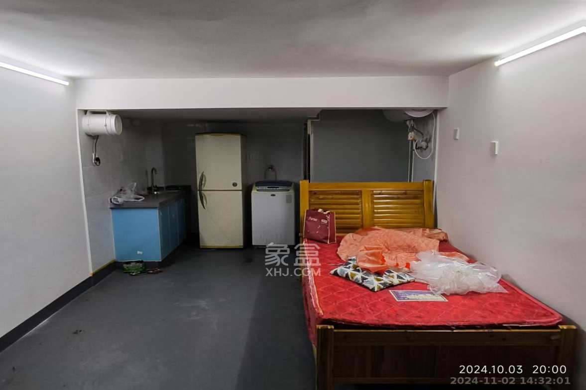 恩瑞麓山名园(龙王港小区) 1室1厅1卫 800.0元/月 恩瑞麓山名园(龙王港小区) 1室1厅1卫 800.0元/月室内图