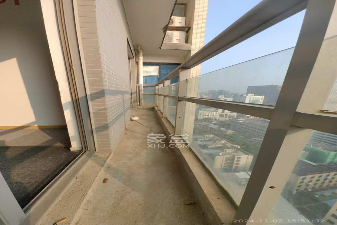 建鸿达华都（华都小户型及大华写字楼）  4室2厅2卫   5800.00元/月室内图