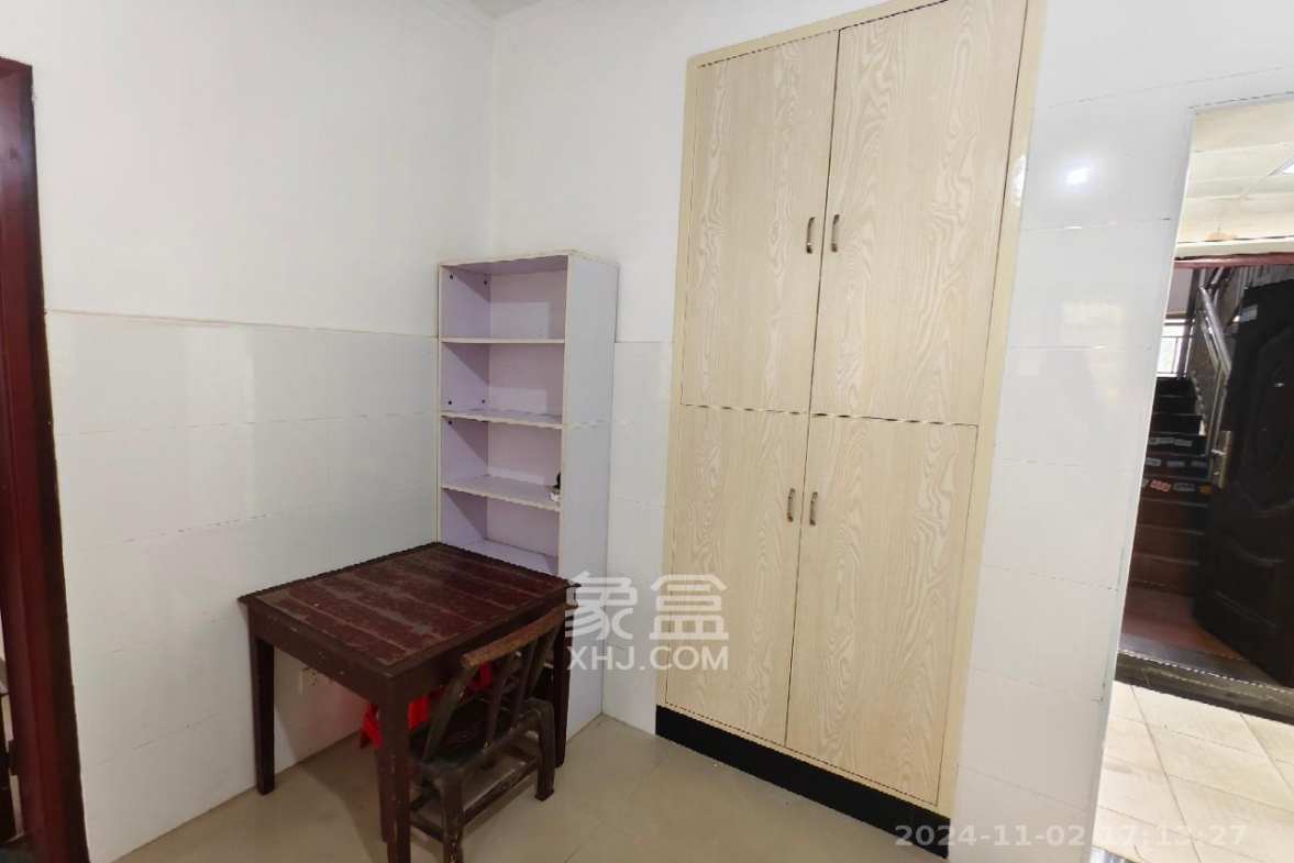 粟塘小区  2室1厅1卫   1400.00元/月室内图