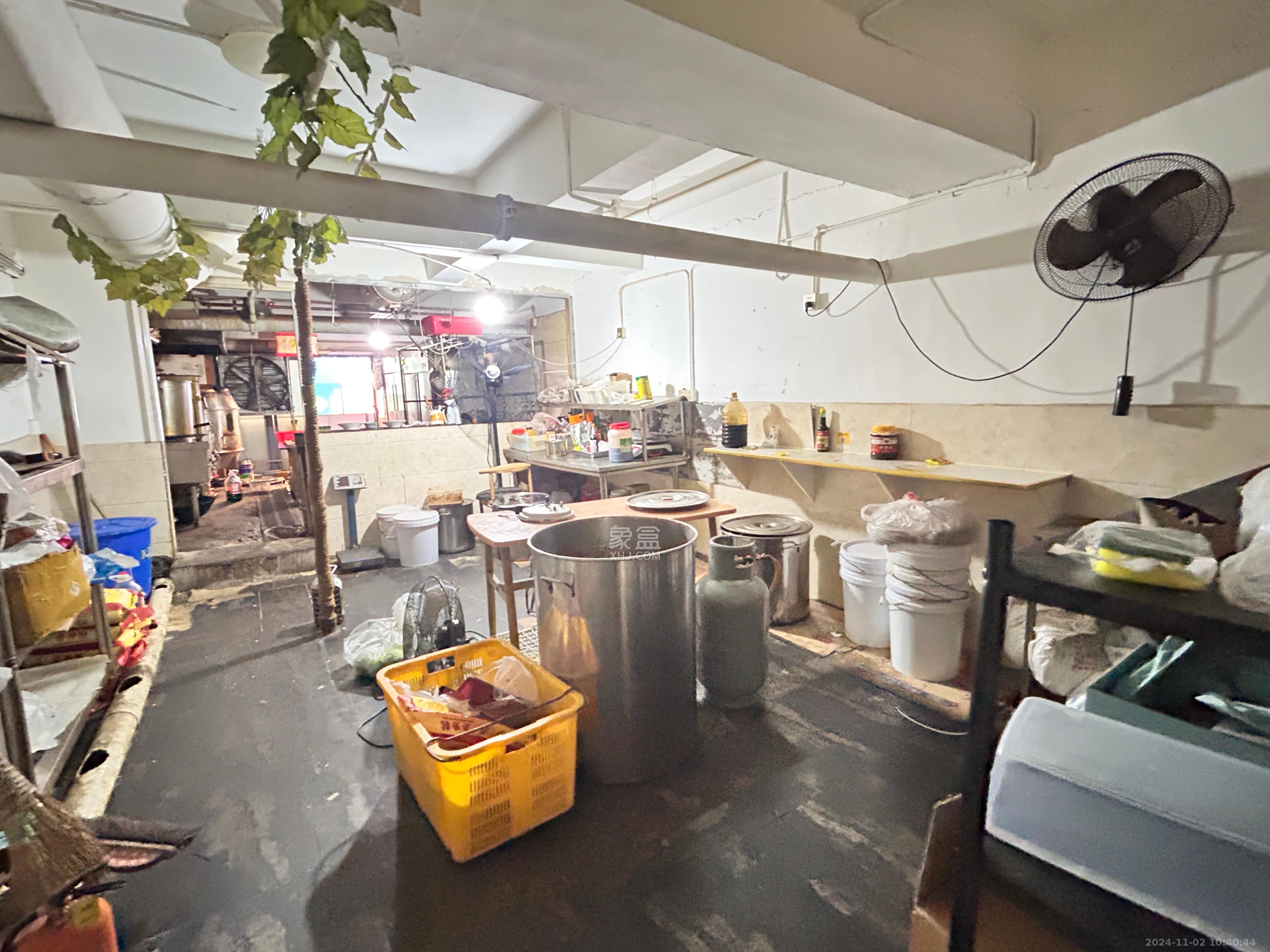 奥克斯广场   104.0㎡      14000.0元/月室内图