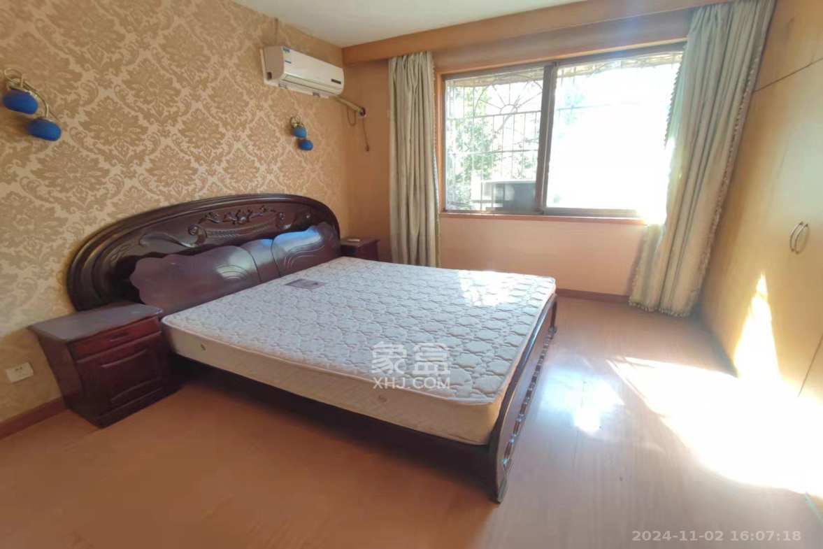 东风一村社区房（王家垅）  2室1厅1卫   2100.00元/月室内图1