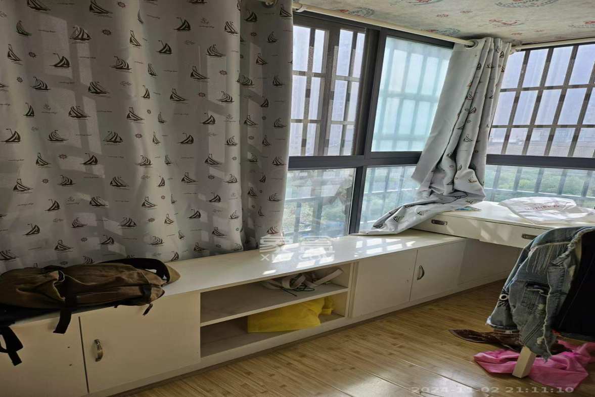 勤诚达新界  1室1厅1卫   1900.00元/月室内图