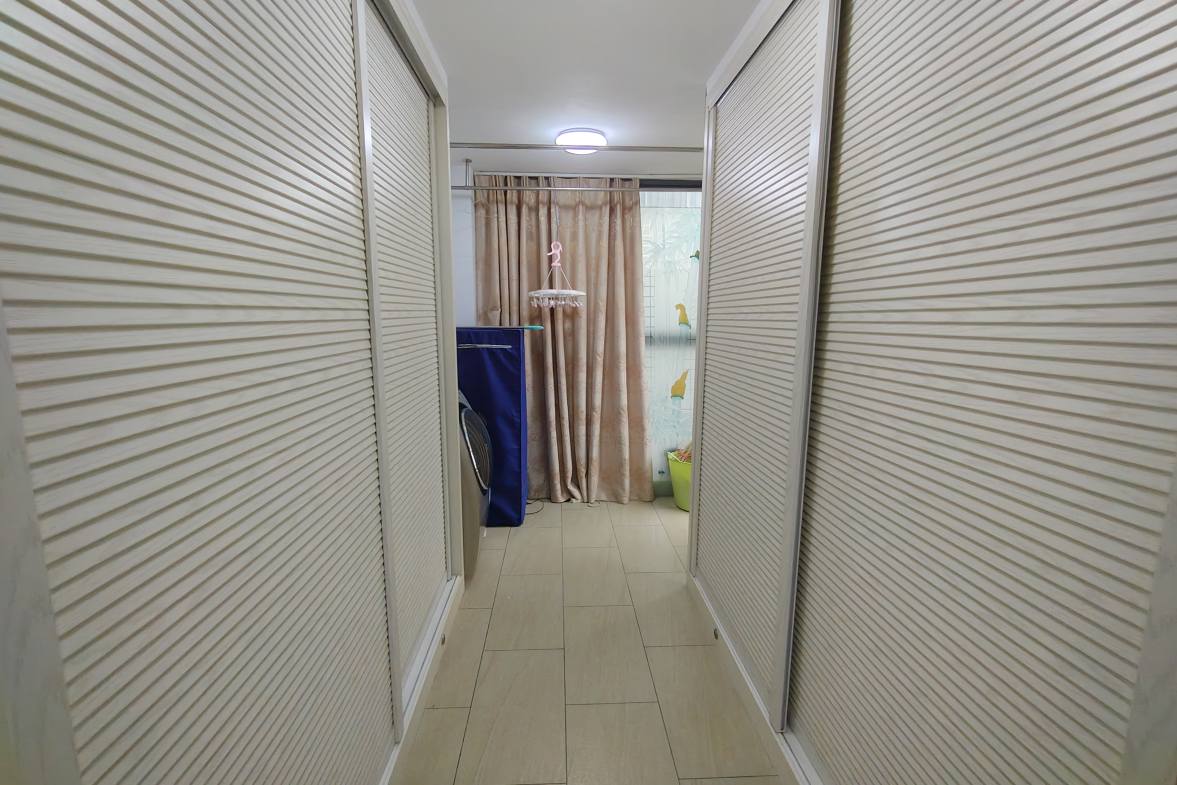 珠江愉景新城  2室2厅1卫   1500.00元/月室内图